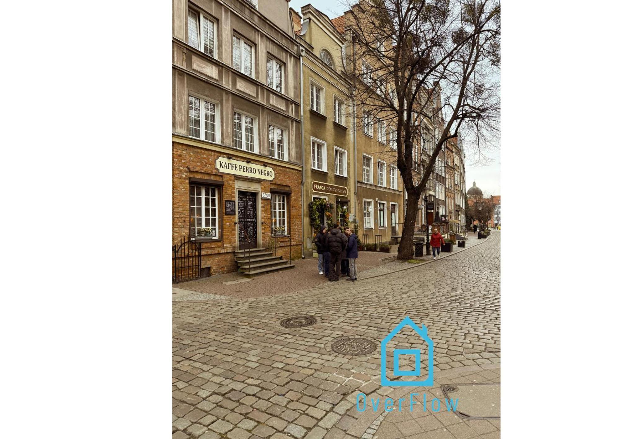 Paris Old Town Homestay *